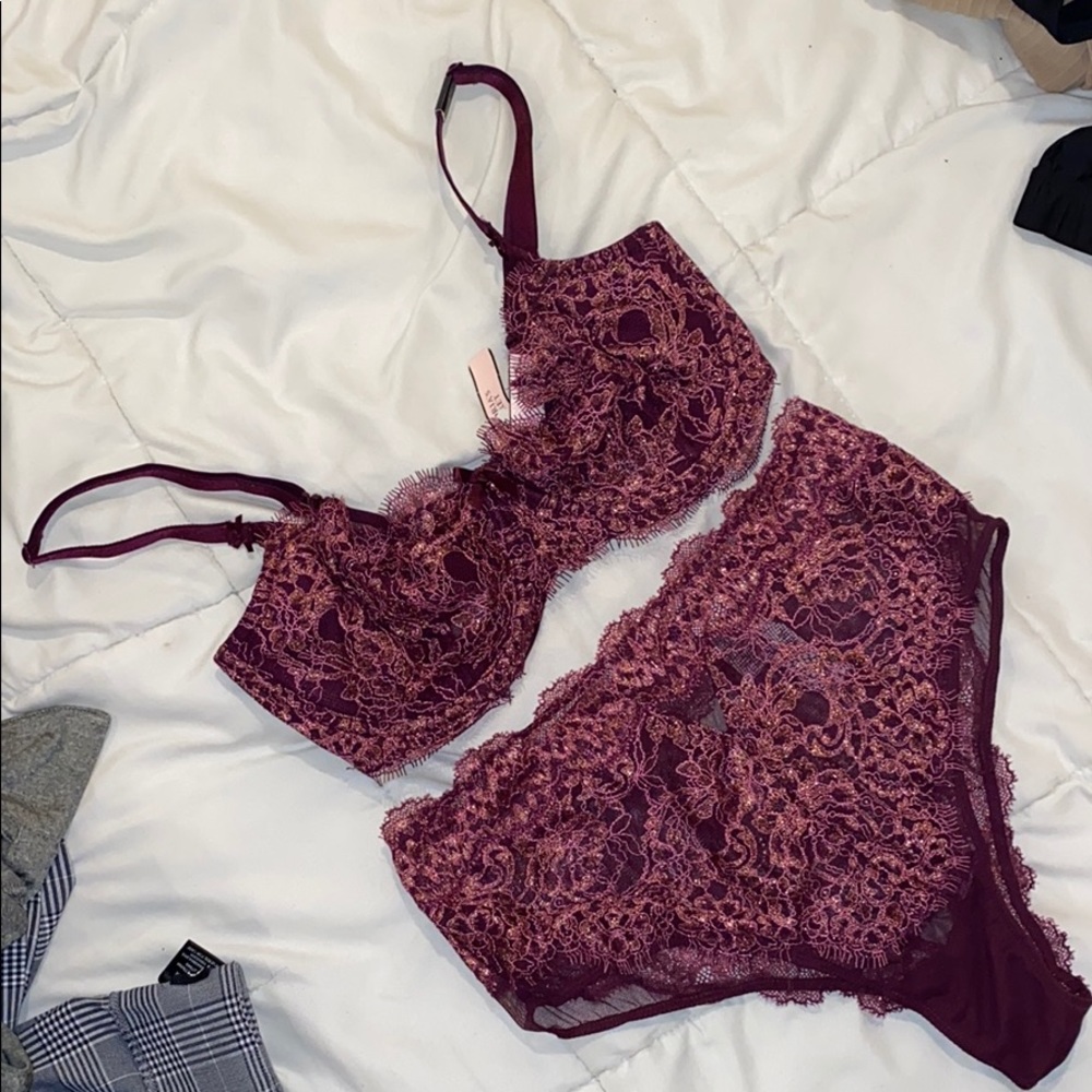 Victoria secrets set - Picture 2 of 2